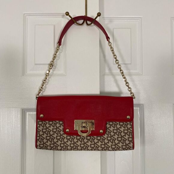 DKNY Leather Signature Canvas Monogram Print Original Flap Chain Shoulder Bag - Picture 2 of 8